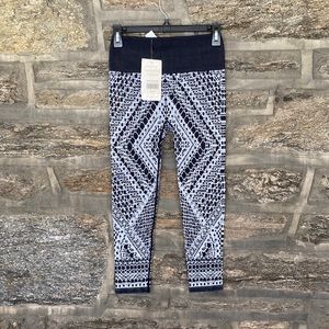 New fabletics leggings